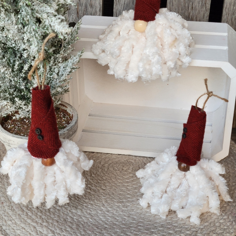 Handcrafted fluffy bearded Santa GNOMIE ornaments - Picture 4 of 7